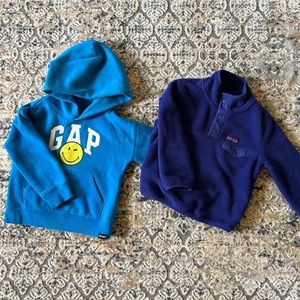 Hoodie and pullover